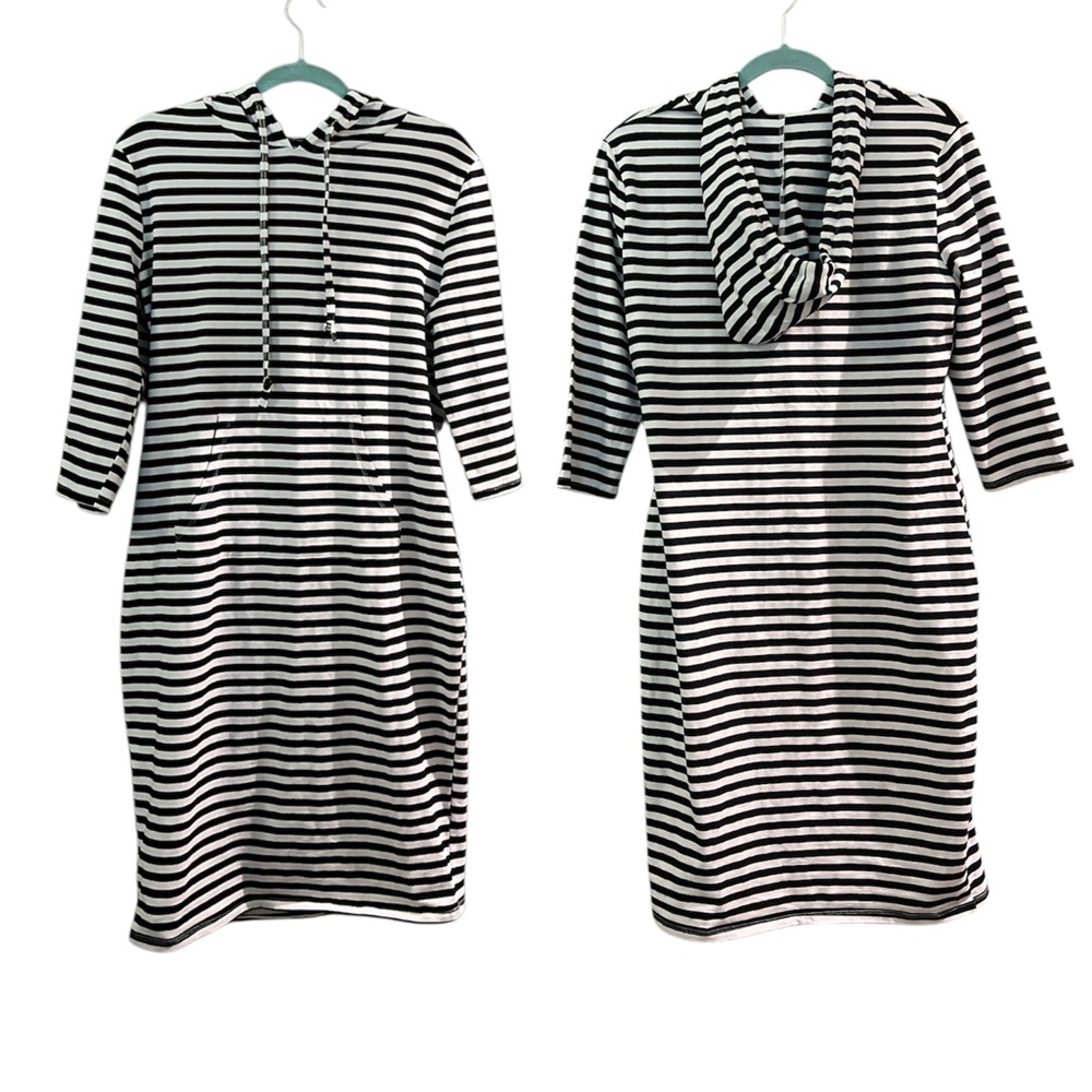 Missky NTW striped dress with hood and kangaroo pouch